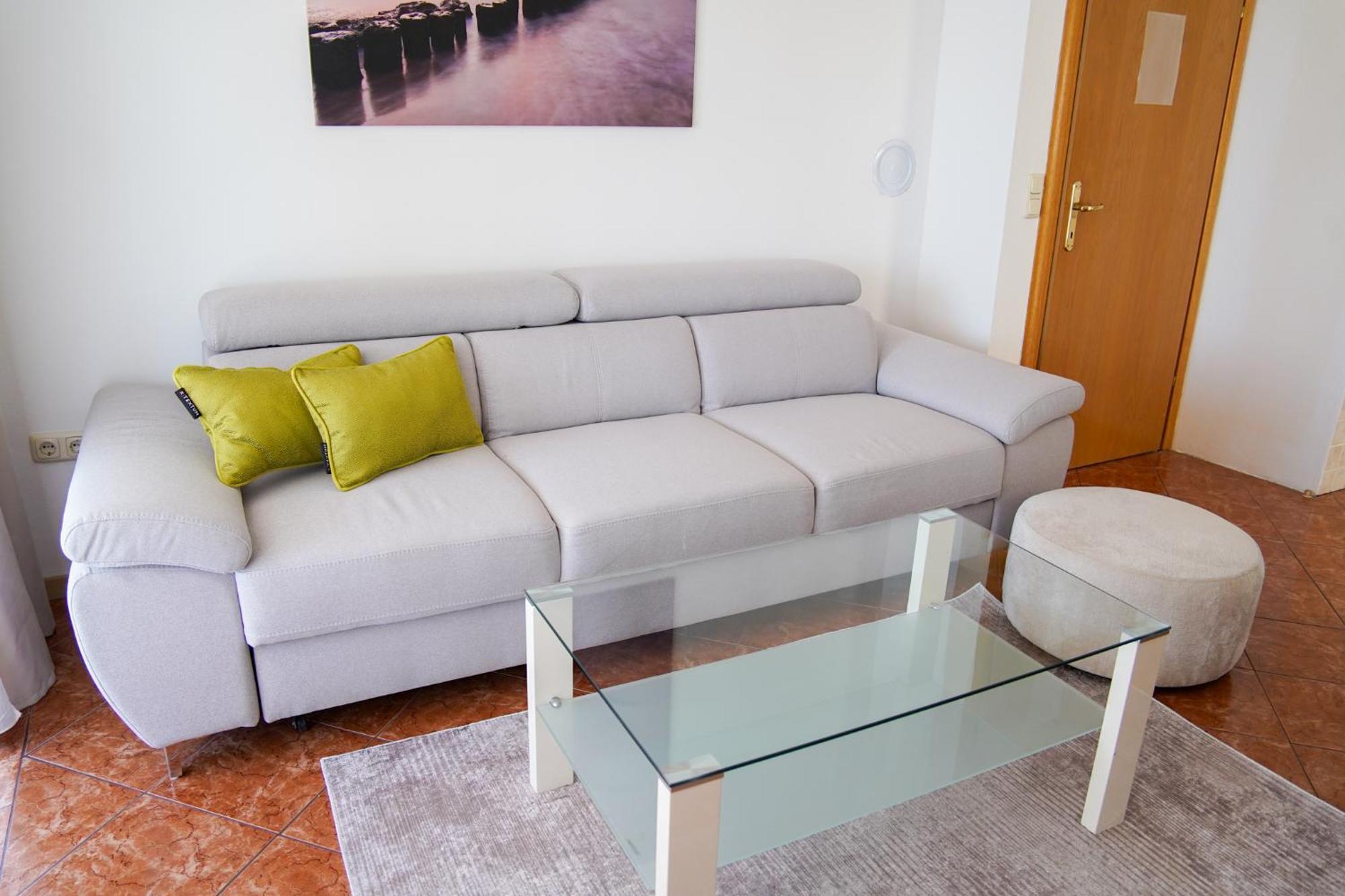 Apartman Lana Appartement Omišalj Buitenkant foto
